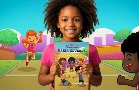 Foto de uma criança com sua coleção Brincando com Fé e Generosidade! da Editora Dentro da História